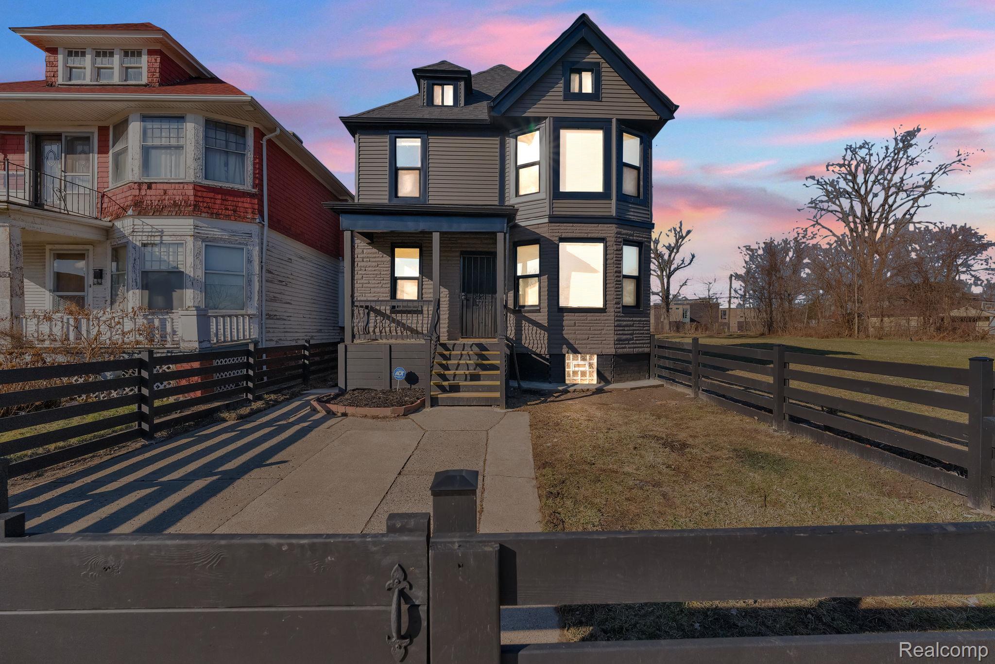 Residential in Detroit 3