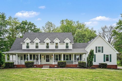 2075 Liebengood Rd, Goodlettsville, TN, 37072-7003 | Card Image