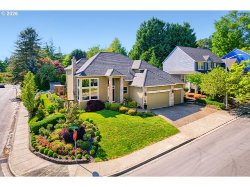 13577 Sw 74th Ave, Tigard, OR, 97223-8015 | Card Image