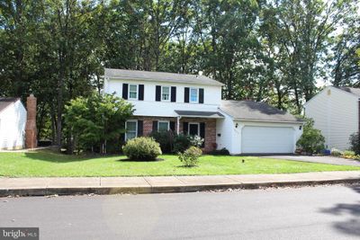 208 Crestview Drive, House other with 4 bedrooms, 2 bathrooms and null parking in TELFORD PA | Image 1