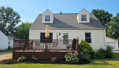 1328 Myrtle Ave, Ashtabula, OH, 44004-2714 | Card Image