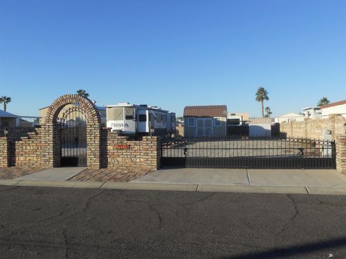 13216 E 46th Dr, Yuma, AZ, 85367-8608 | Card Image
