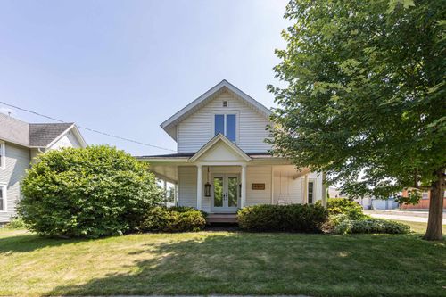 404 College St, LAKE MILLS, WI, 53551-1409 | Card Image