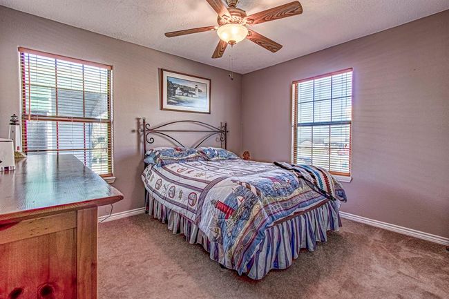 240 Coco Loop, House other with 2 bedrooms, 2 bathrooms and 2 parking in Pointblank TX | Image 19