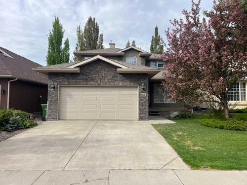 186 Mount Assiniboine Cir Se, Calgary, AB, T2Z2N6 | Card Image