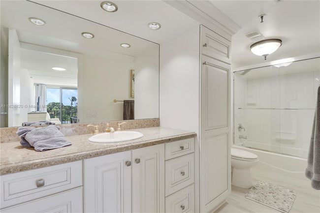 APT-311 - 1300 S Highway A1a, Condo with 2 bedrooms, 2 bathrooms and null parking in Jupiter FL | Image 30