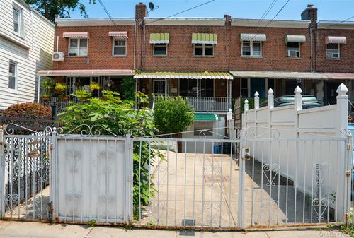 3830 Barnes Ave, Bronx, NY, 10467-5322 | Card Image