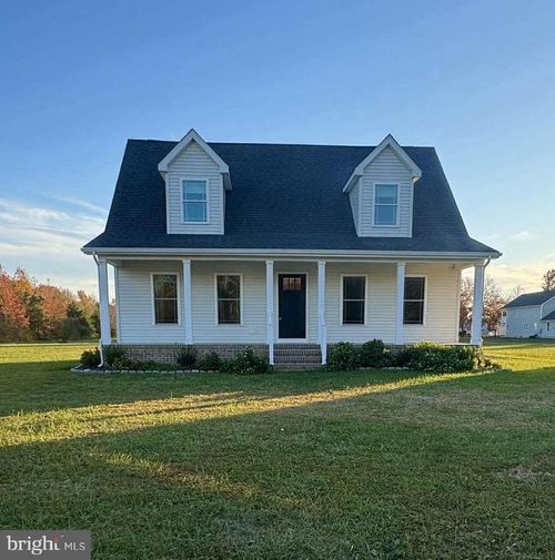 311 Railroad Ave, EAST NEW MARKET, MD, 21631-1523 | Card Image