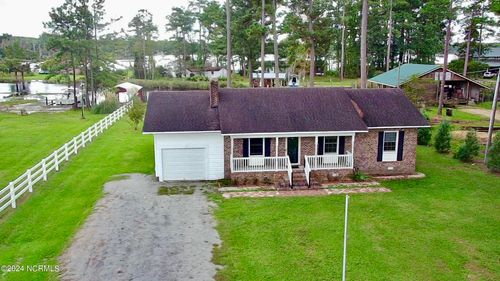 255 Foreman Lane, Belhaven, NC, 27810 | Card Image