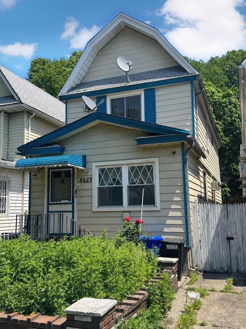 86-23 98th St, Woodhaven, NY, 11421-2202 | Card Image