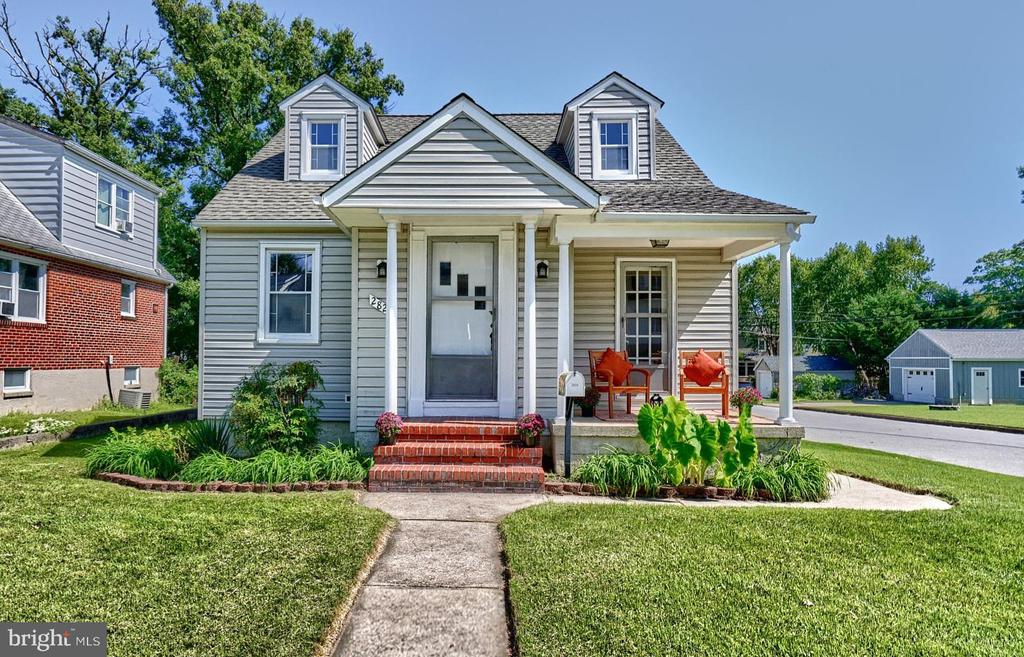 Garnet Rd, Parkville, MD 21234