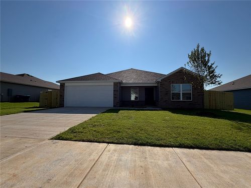 2720 Major St, Pea Ridge, AR, 72751-6031 | Card Image