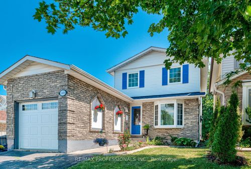 2416 Malcolm Cres, Burlington, ON, L7P3Y4 | Card Image