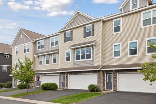 8757 Granite Ln, Woodbury, MN, 55129-2226 | Card Image