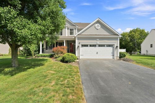 3100 Weeping Spruce Dr, Grove City, OH, 43123-1191 | Card Image