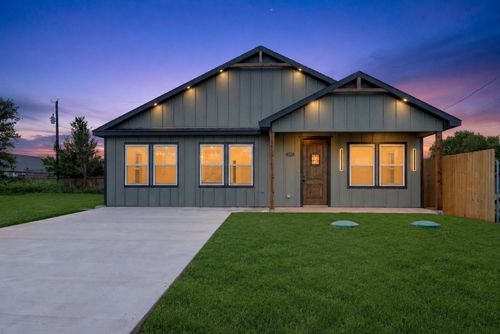 2921 Blackjack Ln, Granbury, TX, 76048-3516 | Card Image