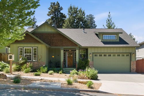 62944 Fresca Street, Bend, OR, 97703 | Card Image