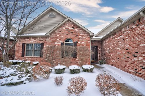 3-13024 Harbor Landings Dr, Fenton, MI, 48430-8899 | Card Image