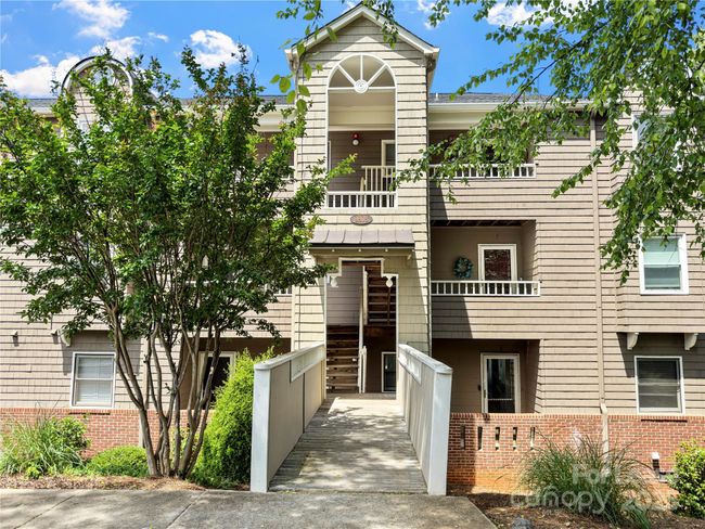 UNIT-4 - 9808 Emerald Point Dr, Condo with 3 bedrooms, 3 bathrooms and null parking in Charlotte NC | Image 7