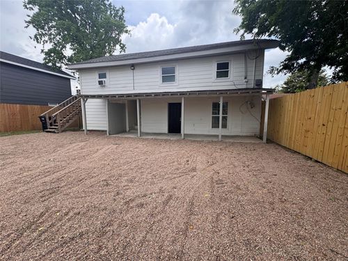 4-27 Norwood St, Houston, TX, 77011-3321 | Card Image