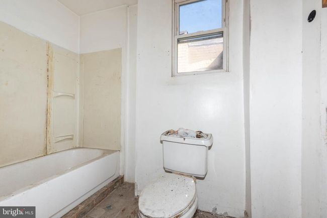 1516 N Gilmor St, Townhouse with 3 bedrooms, 1 bathrooms and null parking in BALTIMORE MD | Image 12