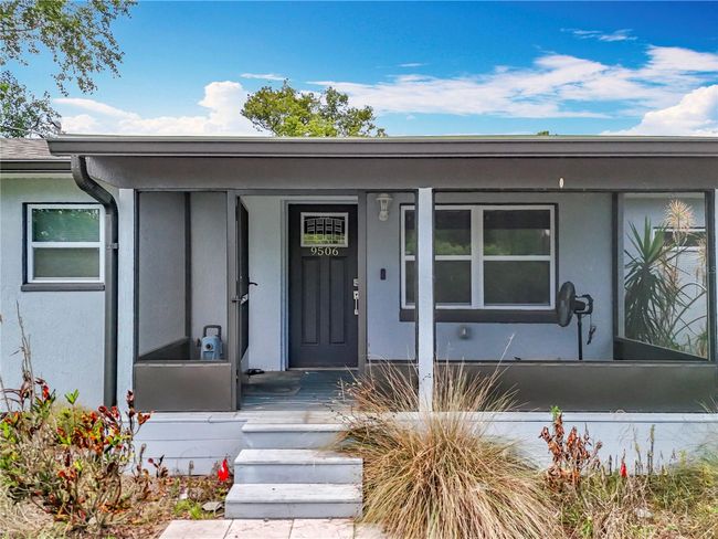 9506 Number Two Rd, House other with 3 bedrooms, 2 bathrooms and null parking in Howey In The Hills FL | Image 4