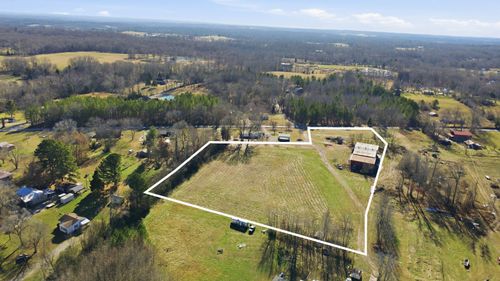 2125 Indian Mound Rd, Woodlawn, TN, 37191-9026 | Card Image