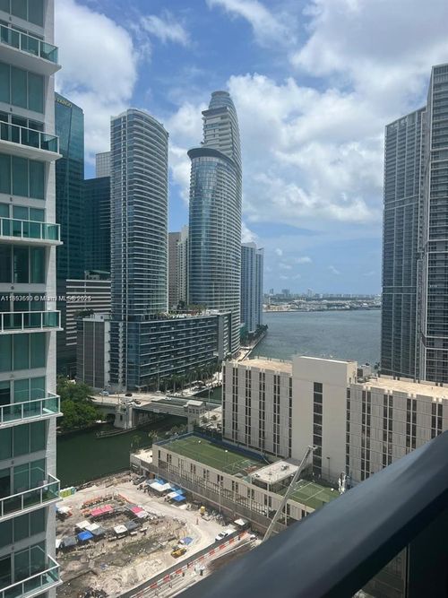 apt-2506-31 Se 6th St, Miami, FL, 33131-3176 | Card Image