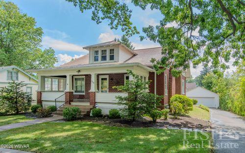 318 Lincoln Ave, Williamsport, PA, 17701-2332 | Card Image