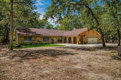 5504 Hillside Ln, Brenham, TX, 77833-6812 | Card Image