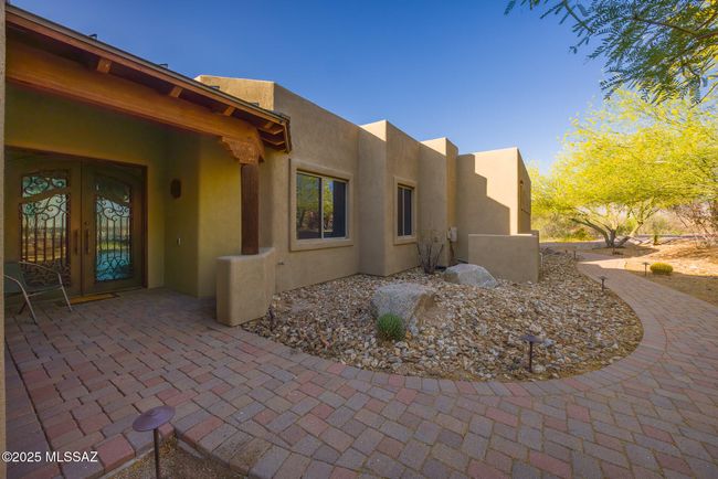 Exterior Front View | Image 30
