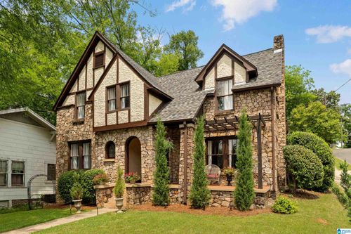 541 52nd St S, BIRMINGHAM, AL, 35212-3533 | Card Image