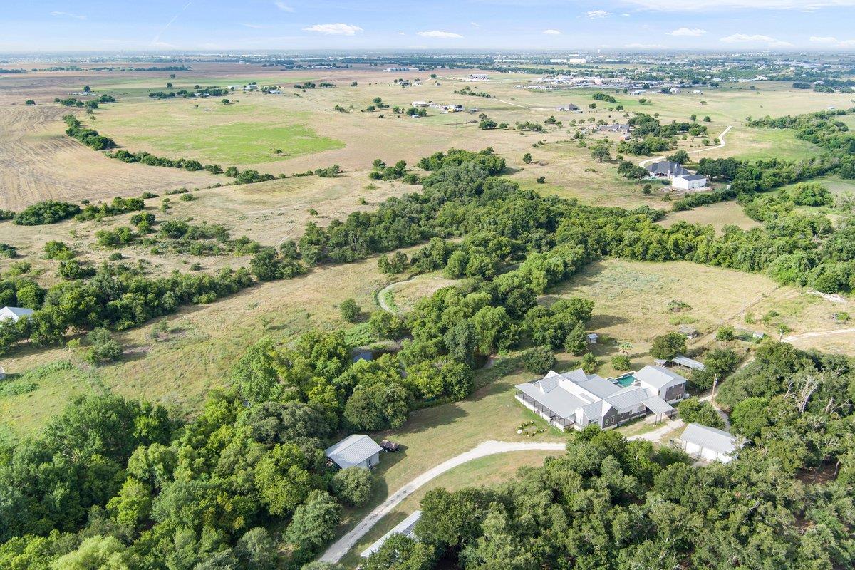 Farm in Hutto 3