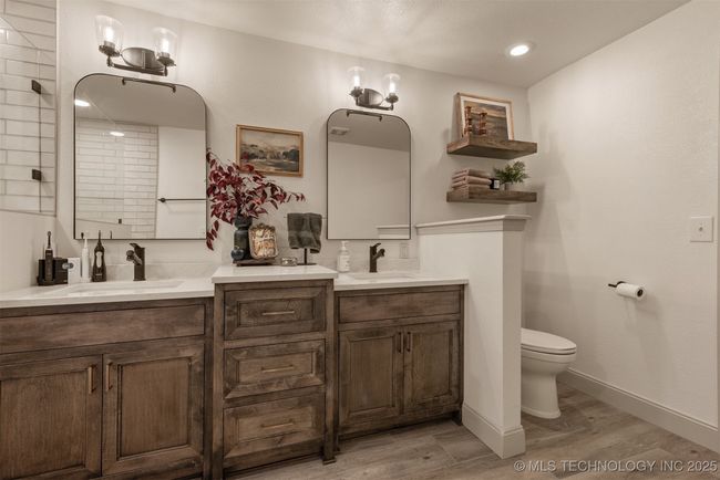 25979 E 58 Th St S, House other with 4 bedrooms, 4 bathrooms and null parking in Broken Arrow OK | Image 23