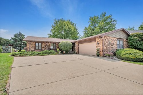 760 Beauregard Ct, Bourbonnais, IL, 60914-1234 | Card Image