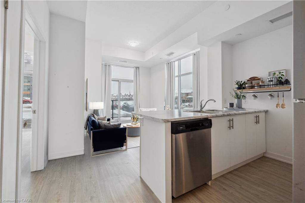 Residential Lease in Waterdown 5