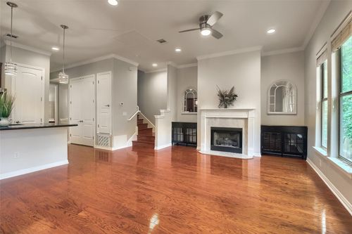 apt-37-1115 Kinney Ave, Austin, TX, 78704-2162 | Card Image