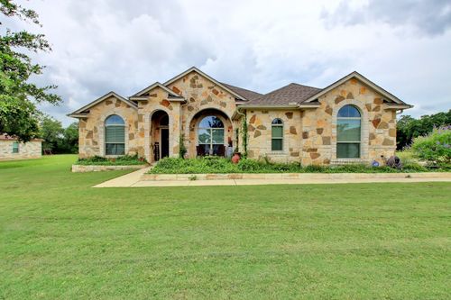 323 Chisholm Trl, Bastrop, TX, 78602-3433 | Card Image