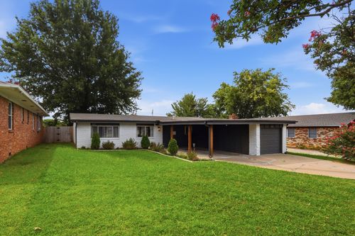 4677 Winston Ave, Tulsa, OK, 74135-3215 | Card Image