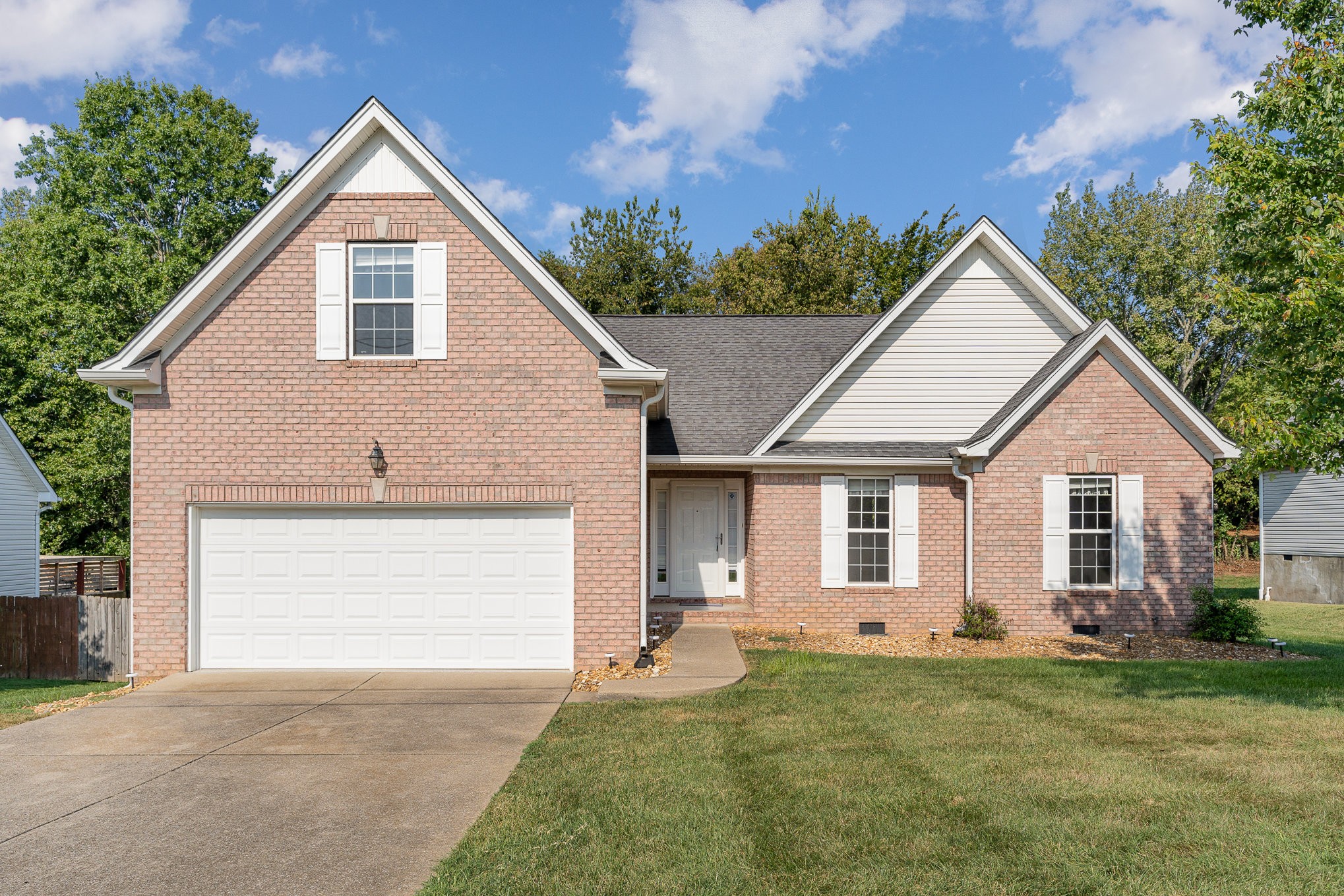 Loudenslager Dr, Thompsons Station, TN 37179