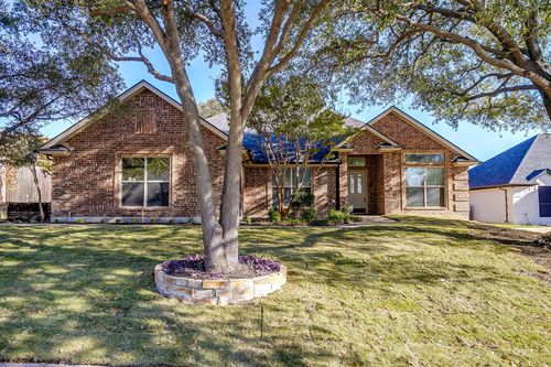 8612 Woodslane Dr, Fort Worth, TX, 76179-3051 | Card Image