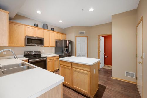 unit-b-1471 111th Dr Ne, Blaine, MN, 55449-4895 | Card Image