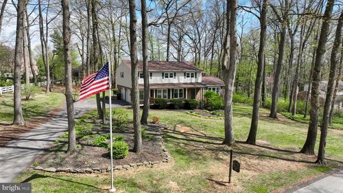 85 Sitler Ln, YORK, PA, 17402-8111 | Card Image