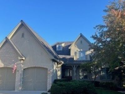 24 Forest Gate Circle, House other with 3 bedrooms, 3 bathrooms and 2 parking in Oak Brook IL | Image 1