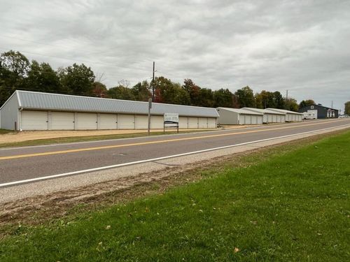 4-426 W Menomonie St, Elk Mound, WI, 54739-9528 | Card Image