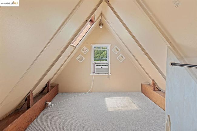 2441 Carleton St, House other with 3 bedrooms, 1 bathrooms and null parking in Berkeley CA | Image 25