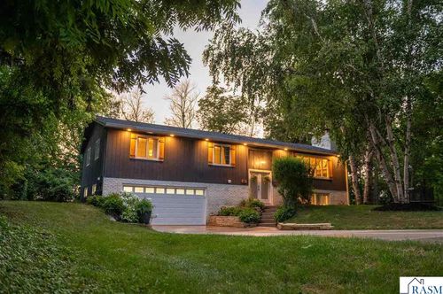 40 N Hill Ct, Mankato, MN, 56001-8735 | Card Image