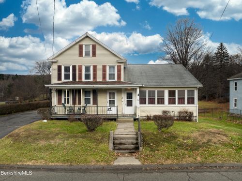 52 Alger St, Adams, MA, 01220-9714 | Card Image