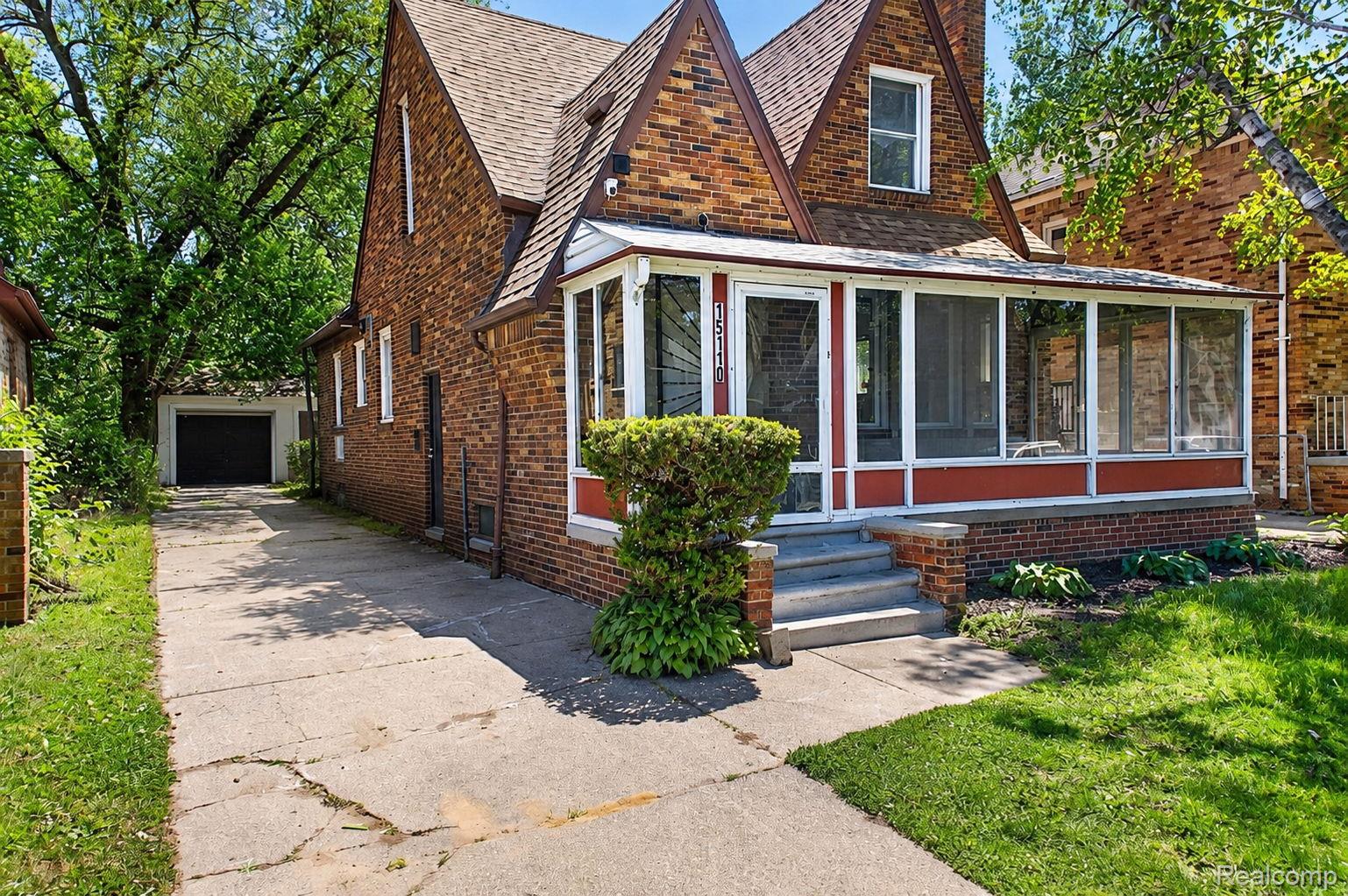 Residential in Detroit 2