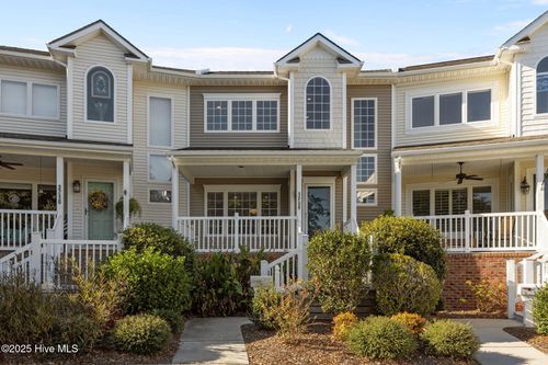 3708 Kenzie Ct, Morehead City, NC, 28557-4378 | Card Image